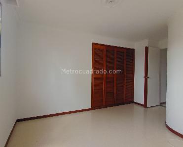 Apartamento de 3 alcobas en arriendo en Laureles, Medellín, 100 m² · foto 12 de 20