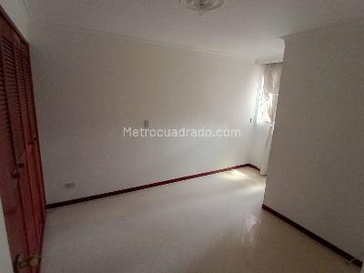 Apartamento de 3 alcobas en arriendo en Laureles, Medellín, 100 m² · foto 14 de 20