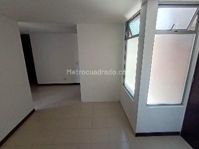 Apartamento en venta en La America, Medellín · foto 3 de 16