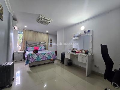 Apartamento de 3 alcobas en venta en Belen, Medellín, 115 m² · foto 13 de 19