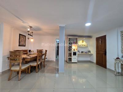 Apartamento de 3 alcobas en venta en Belen, Medellín, 115 m² · foto 4 de 19