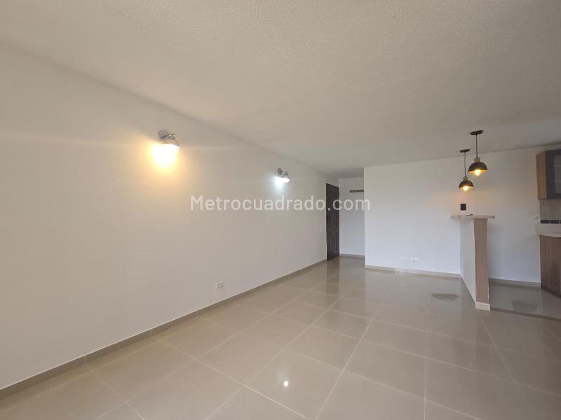 Piso – Medellín - Más