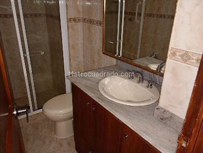 Apartamento de 3 alcobas en venta en Laureles, Medellín, 127 m² · foto 17 de 19