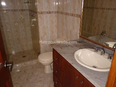 Apartamento de 3 alcobas en venta en Laureles, Medellín, 127 m² · foto 18 de 19