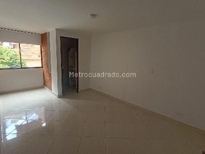 Apartamento de 3 alcobas en venta en Laureles, Medellín, 127 m² · foto 9 de 19