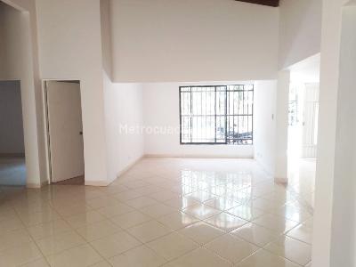 Office for rent in LAURELES, Medellín