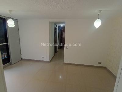 Apartamento en venta en La America, Medellín · foto 2 de 18