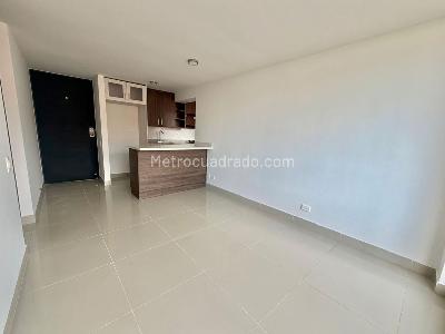 Apartamento de 3 alcobas en arriendo en Belen, Medellín, 60 m² · foto 2 de 10