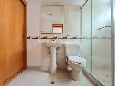 Casa de 4 alcobas en venta en Robledo, Medellín, 180 m² · foto 14 de 17