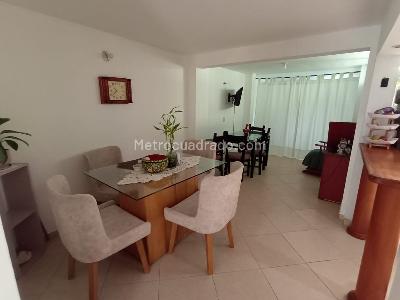 Casa de 4 alcobas en venta en Robledo, Medellín, 180 m² · foto 2 de 17
