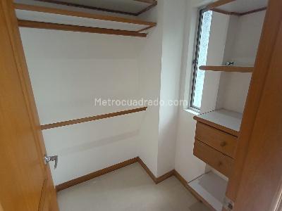 Apartamento de 1 alcoba en arriendo en Laureles, Medellín, 50 m² · foto 11 de 14