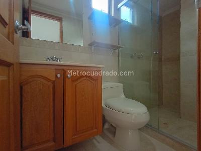 Apartamento de 1 alcoba en arriendo en Laureles, Medellín, 50 m² · foto 12 de 14