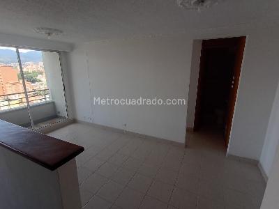 Apartamento de 1 alcoba en arriendo en Laureles, Medellín, 45 m² · foto 2 de 14