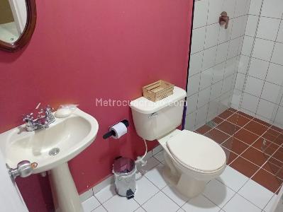 Casa de 3 alcobas en venta en Laureles, Medellín, 133 m² · foto 17 de 20