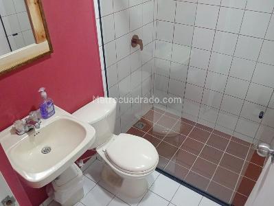 Casa de 3 alcobas en venta en Laureles, Medellín, 133 m² · foto 18 de 20