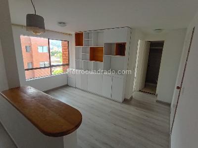 Apartamento en venta en La America, Medellín · foto 2 de 18