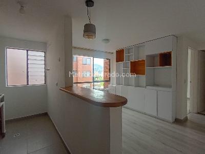 Apartamento en venta en La America, Medellín · foto 3 de 18