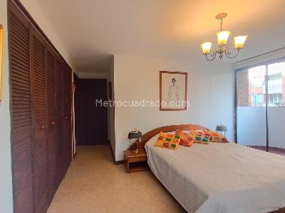 Apartamento en venta en Laureles, Medellín · foto 11 de 19