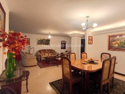 Apartamento en venta en Laureles, Medellín · foto 4 de 19