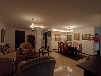 Apartamento en venta en Laureles, Medellín · foto 5 de 19
