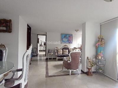 Apartamento en venta en Laureles, Medellín · foto 2 de 18