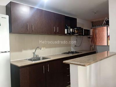 Apartamento en venta en Laureles, Medellín · foto 7 de 18