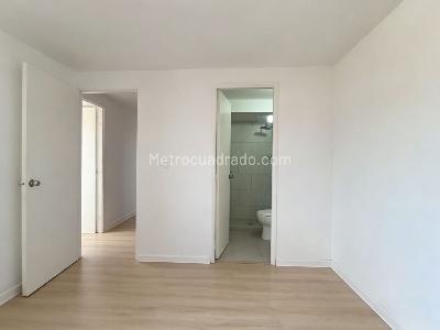 Apartamento de 2 alcobas en arriendo en San Joaquín, Medellín, 66 m² · foto 12 de 14