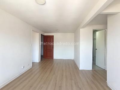 Apartamento de 2 alcobas en arriendo en San Joaquín, Medellín, 66 m² · foto 3 de 14