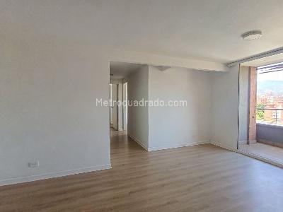 Apartamento de 2 alcobas en arriendo en San Joaquín, Medellín, 66 m² · foto 5 de 14