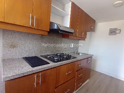 Apartamento de 2 alcobas en arriendo en San Joaquín, Medellín, 66 m² · foto 7 de 14