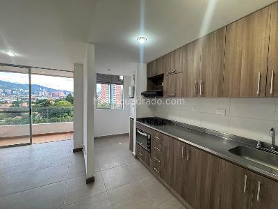 Apartamento en venta en Itagui, Itagüí · foto 5 de 13