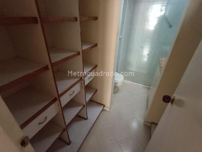 Apartamento en venta en Laureles, Medellín · foto 14 de 18