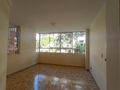 Apartamento en venta en Laureles, Medellín · foto 2 de 18