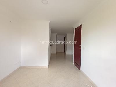 Apartamento de 1 alcoba en arriendo en Laureles, Medellín, 45 m² · foto 2 de 14