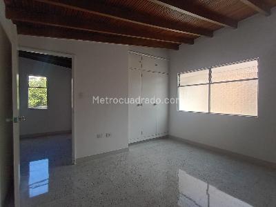 Apartamento de 3 alcobas en venta en Laureles, Medellín, 174 m² · foto 13 de 18