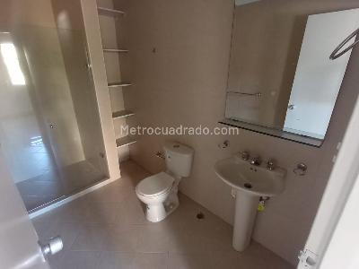 Apartamento de 3 alcobas en venta en Laureles, Medellín, 174 m² · foto 17 de 18