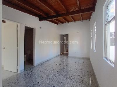 Apartamento de 3 alcobas en venta en Laureles, Medellín, 174 m² · foto 9 de 18