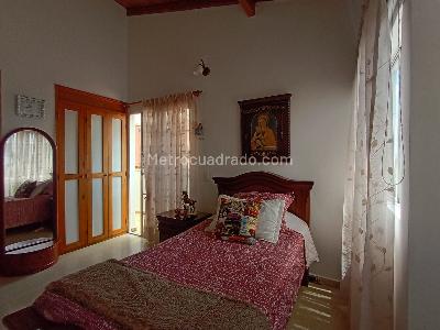 Apartamento en venta en Laureles, Medellín · foto 11 de 15