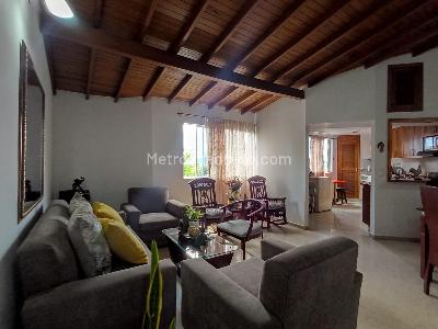 Apartamento en venta en Laureles, Medellín · foto 4 de 15