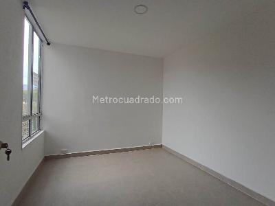 Apartamento de 3 alcobas en venta en Laureles, Medellín, 67 m² · foto 10 de 18