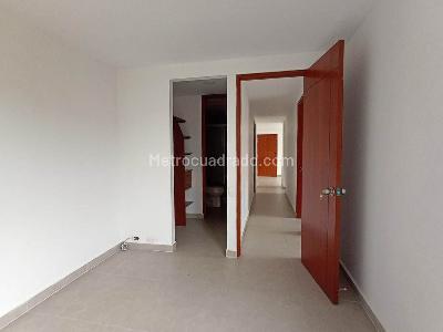 Apartamento de 3 alcobas en venta en Laureles, Medellín, 67 m² · foto 11 de 18