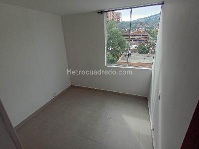 Apartamento de 3 alcobas en venta en Laureles, Medellín, 67 m² · foto 15 de 18