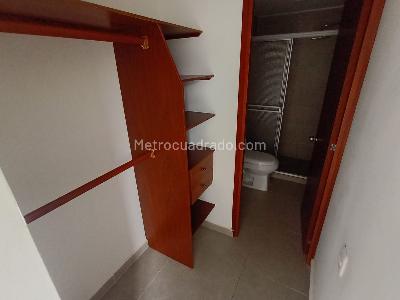 Apartamento de 3 alcobas en venta en Laureles, Medellín, 67 m² · foto 16 de 18