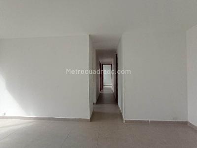 Apartamento de 3 alcobas en venta en Laureles, Medellín, 67 m² · foto 4 de 18