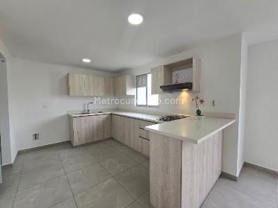 Apartamento de 2 alcobas en venta en Belen, Medellín, 112 m² · foto 4 de 15