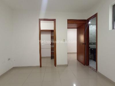 Apartamento en venta en La America, Medellín · foto 10 de 18