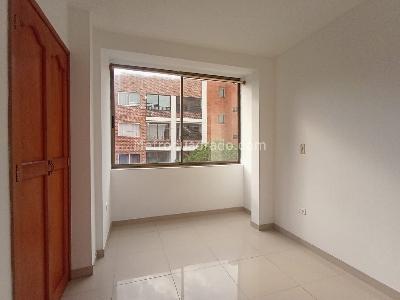 Apartamento en venta en La America, Medellín · foto 12 de 18