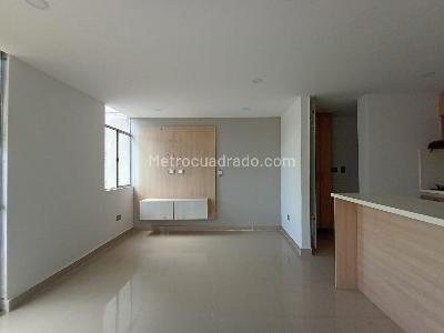 Apartamento en venta en La America, Medellín · foto 3 de 18