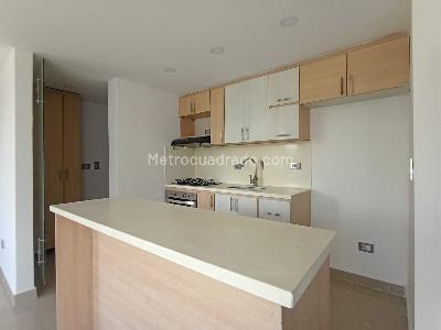 Apartamento en venta en La America, Medellín · foto 8 de 18