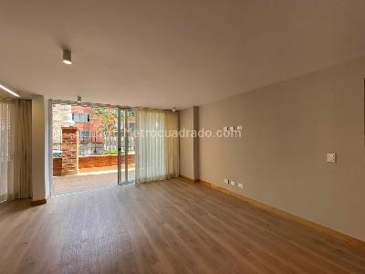 Apartamento de 3 alcobas en venta en Laureles, Medellín, 155 m² · foto 4 de 18